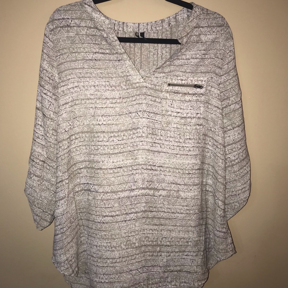 Cute 3/4 sleeve work top